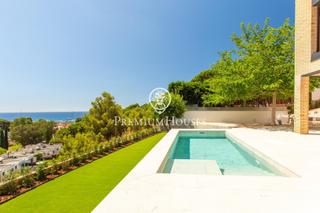 Casa a Urbanitzacions. Espectacular casa en venta completamente reformada en arenys de