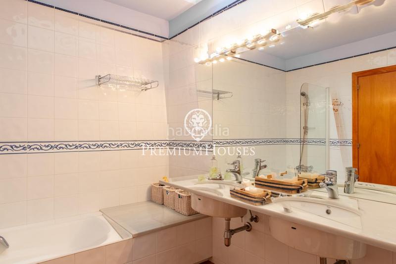 Foto f27afefa-5e60-4c1b-a0bb-594c73fbd934. Casa amb calefacció aparcament piscina a Rocaferrera Sant Andreu de Llavaneres