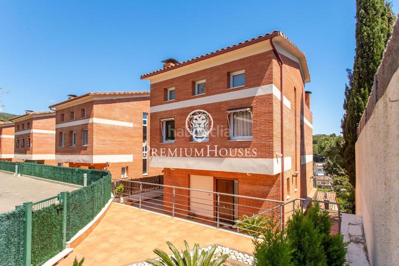 Foto 0d3828b1-f130-4fc7-8deb-804a13000694. Casa amb calefacció aparcament piscina a Centre Sant Andreu de Llavaneres