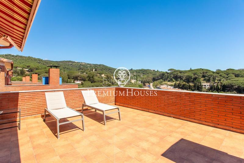 Foto bf54b401-8444-4906-92b4-3adb13490e60. Casa amb calefacció aparcament piscina a Centre Sant Andreu de Llavaneres