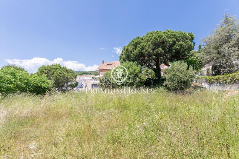 Foto f8b170ad-04bb-40c1-afab-174a2da35950. Terreno residenziale in Montalnou - Milans del Bosc Sant Vicenç de Montalt