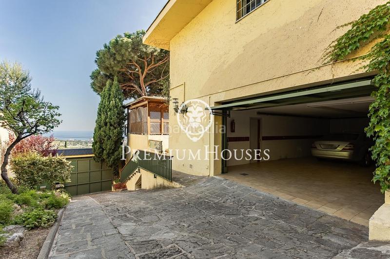 Foto 8716f2a3-1ffd-4723-a2b4-882fcefa1a44. Casa amb calefacció aparcament piscina a Mas Ram Badalona