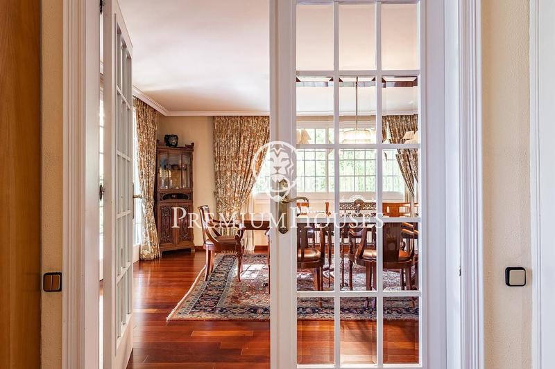 Foto d60f9bdb-bbd1-40ef-a725-f2513cd381fd. Casa amb calefacció aparcament piscina a Mas Ram Badalona