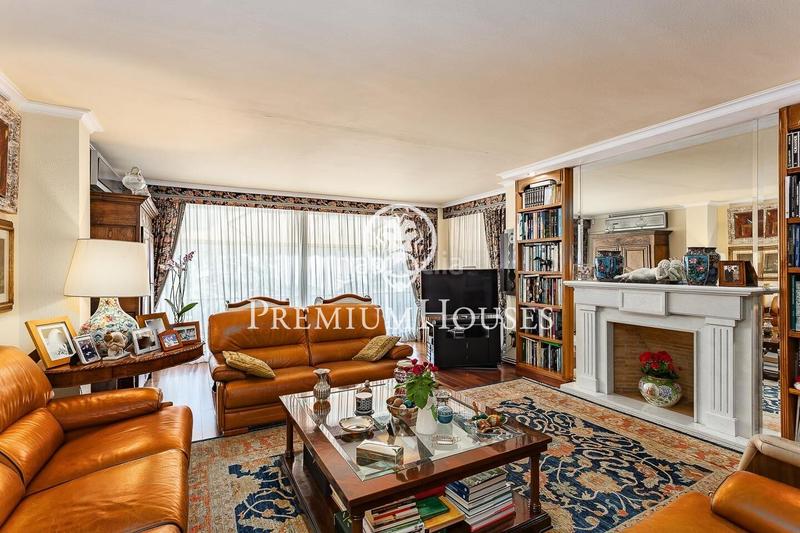 Foto fac4e754-3101-4b16-9f51-85c82c80c45d. Casa amb calefacció aparcament piscina a Mas Ram Badalona