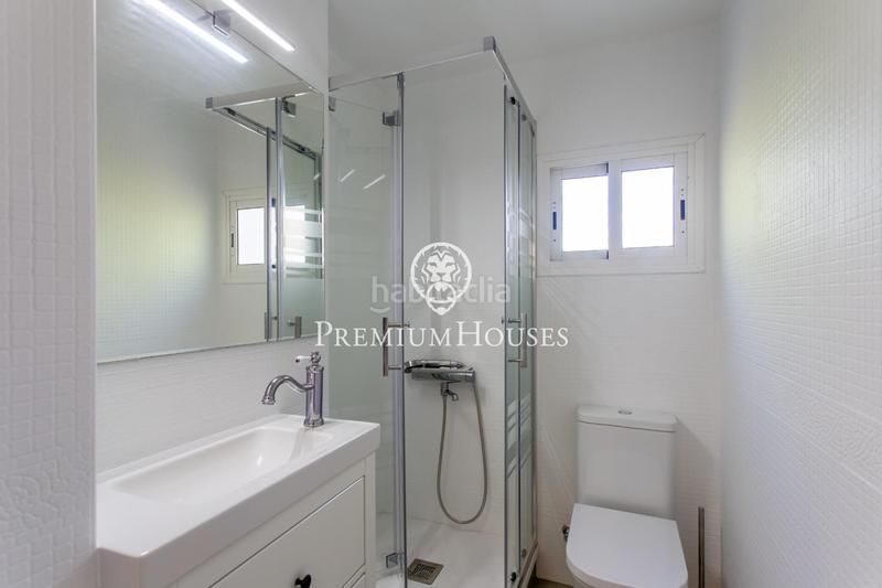 Foto efea86a0-d7a0-4b9d-9fa2-3a9b404b9743. Casa con riscaldamento piscina in Nucli Urbà Argentona