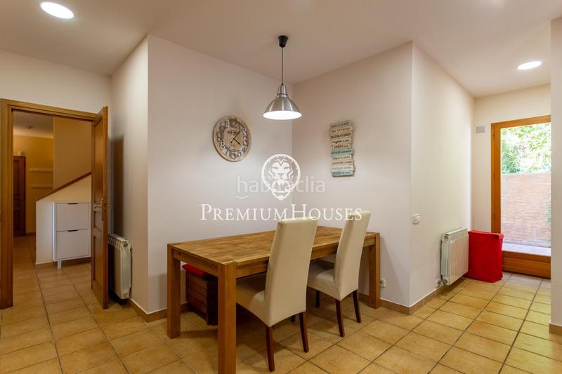 Foto 04da9653-d36c-40d7-aa77-f10dbb55002c. Casa  en venta en Vallromanes