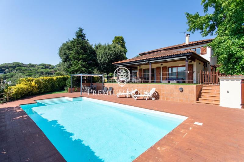 Foto 9ac4c1db-1dc5-4681-8a09-aba3affa8f09. Casa  en venta en Vallromanes