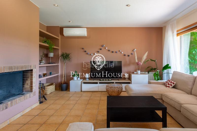 Foto c8111fd5-d5c9-49f9-8006-873c875724bd. Casa  en venta en Vallromanes