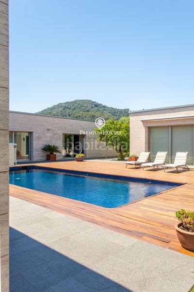 Foto 3e7bfeb6-ea77-4c69-864e-ec4acd6f5e3a. Casa amb calefacció aparcament piscina a Vallromanes