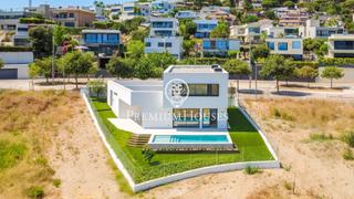 Maison à Teià. Casa en venta con piscina en teià
