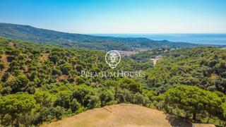 Terreny residencial a El Mirador-La Cornisa. Exclusiva parcela con vistas al mar en sant andreu de llavaneres