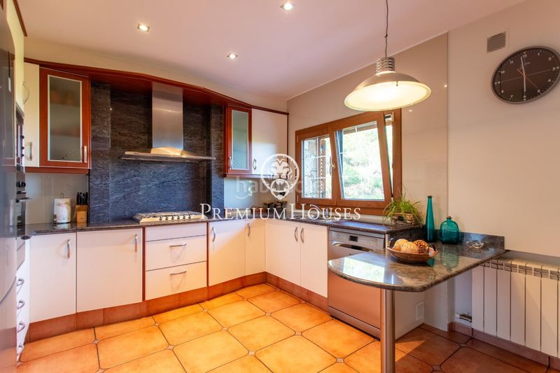 Foto bea9dbaa-3d8b-464b-99fd-e94f23802f7d. Casa amb calefacció aparcament a Nucli Urbà Argentona