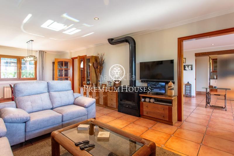 Foto f05e4792-81ac-4042-a7fd-cd5907fe7cc2. Casa con riscaldamento parcheggio in Nucli Urbà Argentona