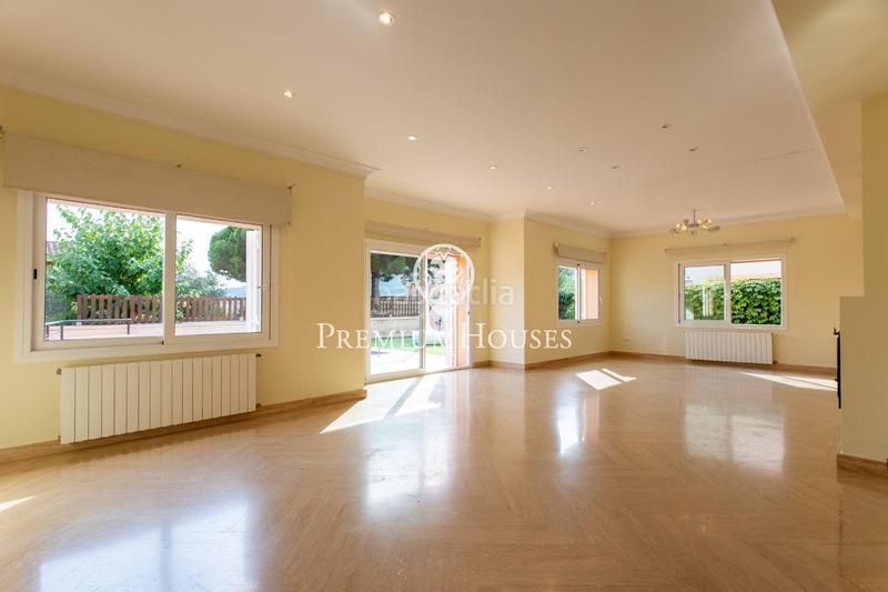 Foto 13ffd5e9-01a9-4fff-b0e1-510adf3b290a. Casa con riscaldamento parcheggio piscina in Vilassar de Dalt