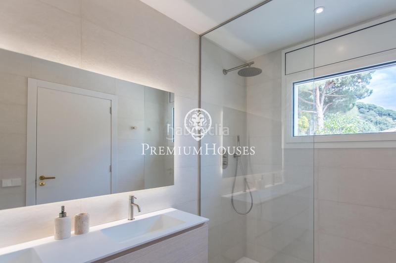 Foto f0c6749d-7b76-4475-af59-6593d660344a. Lloguer casa amb calefacció aparcament piscina a Sant Andreu de Llavaneres
