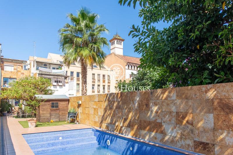 Foto 041452d0-2abb-4fdb-8abc-66abf2091653. Casa  de pueblo en venta en el centro en Centre Mataró