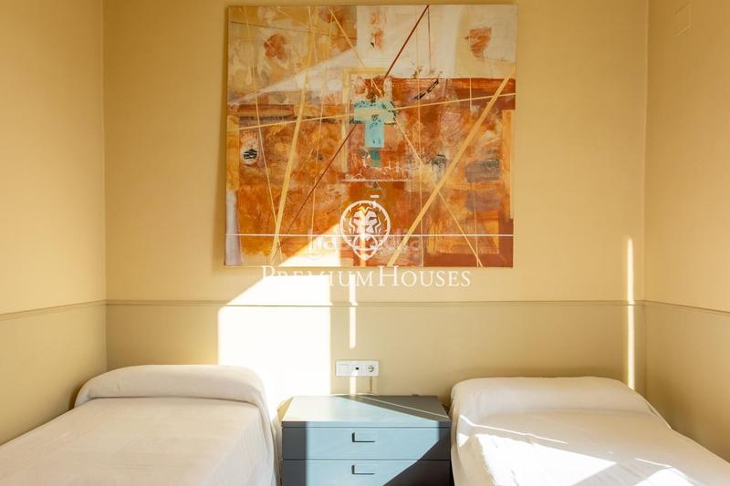 Foto 26f07ea4-1c5d-4492-aa09-84e37c5be11b. Casa con riscaldamento parcheggio piscina in Califòrnia-Santa Madrona Masnou (El)