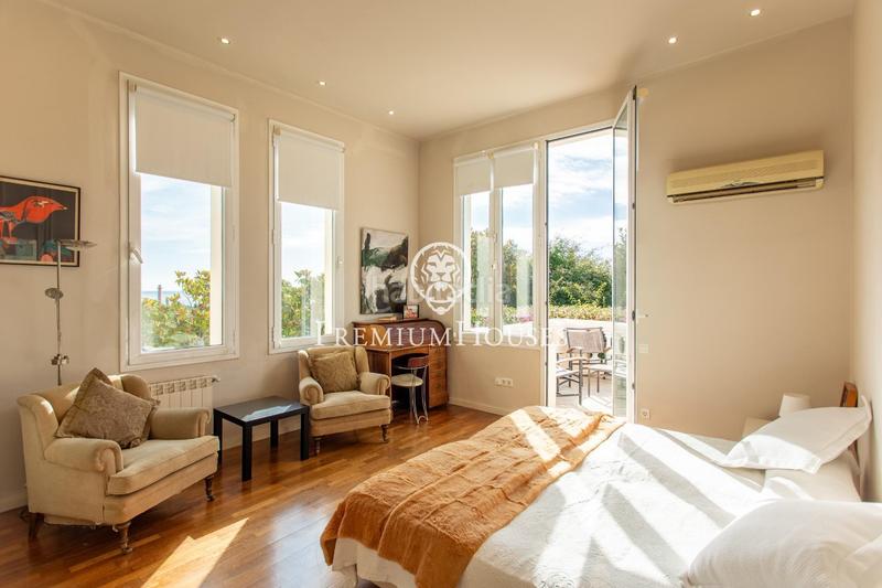 Foto 4d6ff8c7-bd5b-4de7-8ab2-c16726334855. Casa con riscaldamento parcheggio piscina in Califòrnia-Santa Madrona Masnou (El)