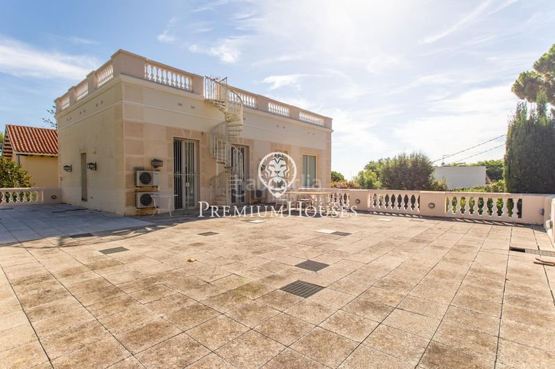 Foto 70e41404-ba2c-4022-8a22-90621d1fc0f4. Casa amb calefacció aparcament piscina a Califòrnia-Santa Madrona Masnou (El)
