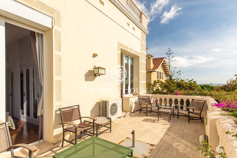 Foto 81d8df48-2b15-463a-8e4d-0fa6db70fa4d. Casa amb calefacció aparcament piscina a Califòrnia-Santa Madrona Masnou (El)