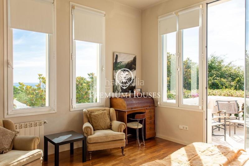 Foto 913a84d4-f4bc-45ab-9f5a-3886cdbc8099. Casa con riscaldamento parcheggio piscina in Califòrnia-Santa Madrona Masnou (El)