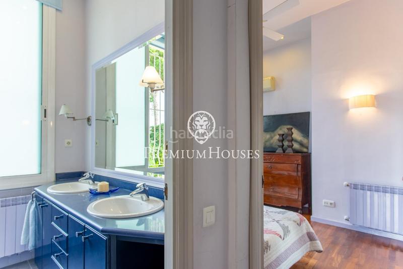 Foto d2225a41-63d4-49d7-af52-7f97777851d5. Casa con riscaldamento parcheggio piscina in Califòrnia-Santa Madrona Masnou (El)