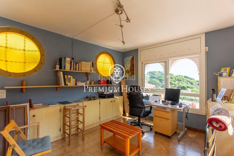 Foto 841e928a-b25b-42e8-a8e5-64c65c246717. Alquiler casa  independiente con piscina interior y jardín en alquiler en Calella