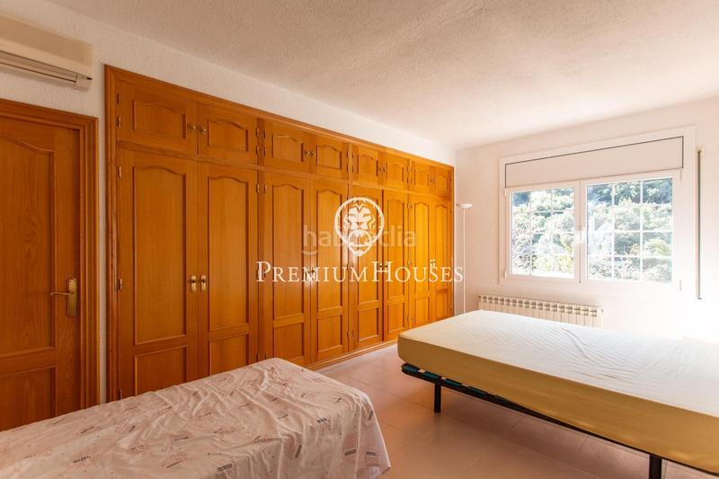 Foto 843ff12f-8066-4d52-9d99-fcd2044c2897. Alquiler casa  independiente con piscina interior y jardín en alquiler en Calella