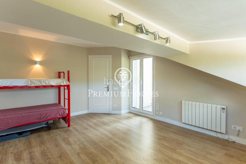 Foto 0e051d00-dff0-489b-99e7-d1f98c1680b6. House with heating pool in Alella