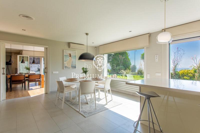 Foto c2a1587b-b3c5-4511-aa6e-c8137ac25192. House with heating pool in Alella