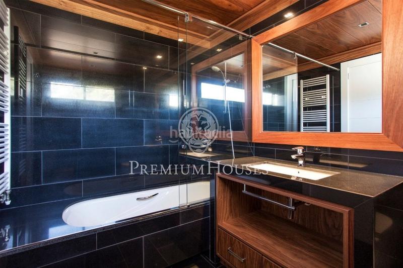 Foto 327b584a-fe16-4c92-a4fa-be3801e3f59b. Lloguer casa amb calefacció aparcament piscina a Sant Vicenç de Montalt