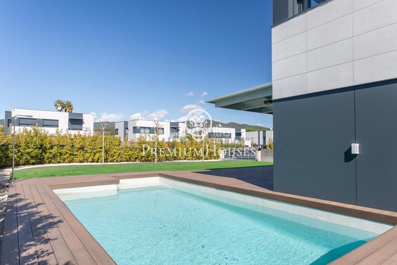 Foto 4f722146-c5c2-4b00-8091-ed1268bd420f. Casa con riscaldamento parcheggio piscina in Can Sans Sant Andreu de Llavaneres