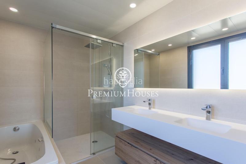 Foto 8d85dbb1-0114-4086-9e1a-7881d18d4071. Casa con riscaldamento parcheggio piscina in Can Sans Sant Andreu de Llavaneres