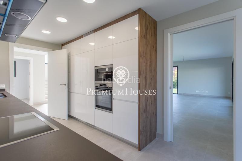 Foto cb6eba10-c6a7-4162-aba1-d10c75353844. Casa con riscaldamento parcheggio piscina in Can Sans Sant Andreu de Llavaneres