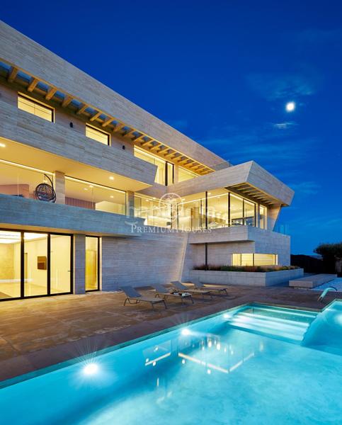 Foto 2951149d-ff84-4fcc-989e-fc6a1a2b2f24. Lloguer casa amb calefacció aparcament piscina a Lloret de Mar