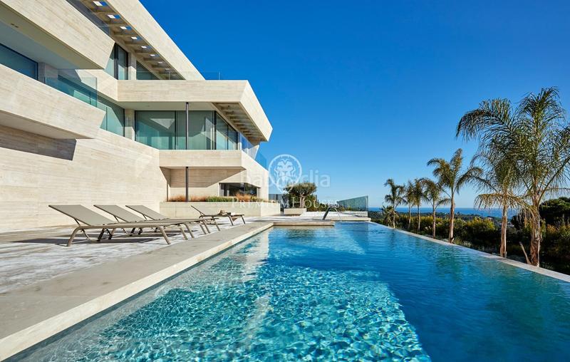 Foto adb8d9a2-b7d0-4d57-87e0-a46b6e950fd3. Lloguer casa amb calefacció aparcament piscina a Lloret de Mar