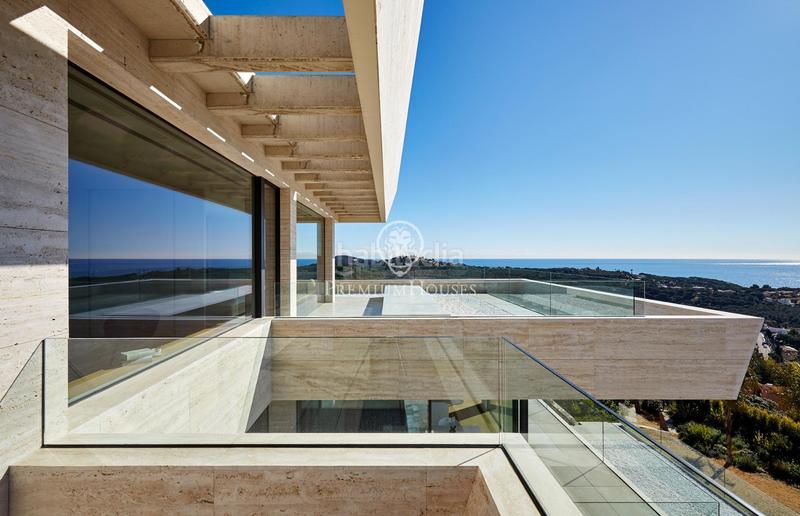 Foto 8b9f090d-6e32-4468-abb1-ccf5dad5bfa1. Location maison avec chauffage parking piscine dans Lloret de Mar