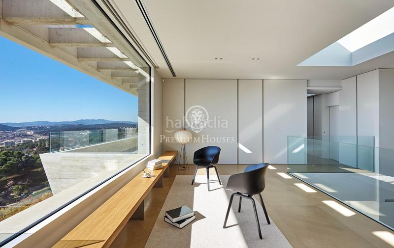 Foto f4917d06-d74e-42e4-b54a-1dd388a5db95. Rent house with heating parking pool in Roca Grossa Lloret de Mar