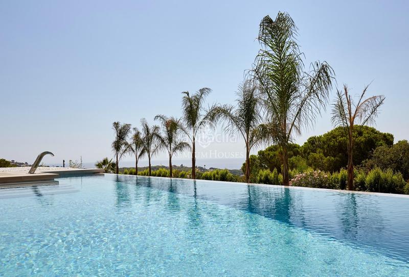 Foto f646130a-cd51-4b64-b72f-aaacd6f38c47. Rent house with heating parking pool in Roca Grossa Lloret de Mar