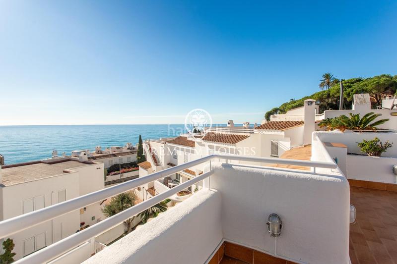 Foto cd7fe8fa-6585-4446-b929-9f7d4176ed9a. Semi detached house with heating parking pool in Urbanitzacions Sant Pol de Mar