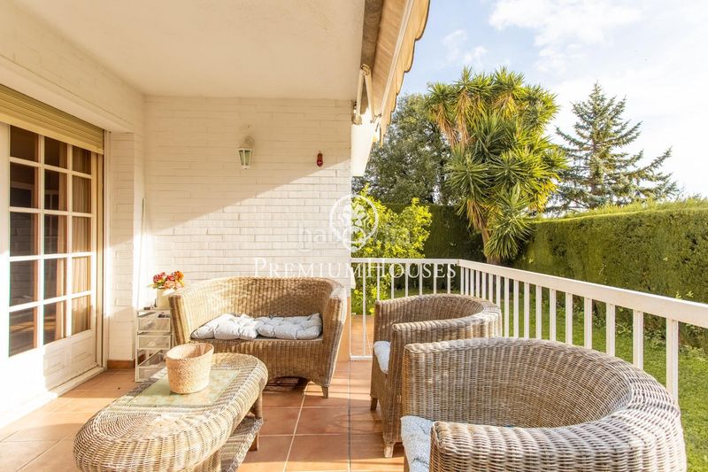 Foto 351f54c3-50c4-4ab4-9655-c46255cafa9f. Casa adossada amb aparcament a Teià