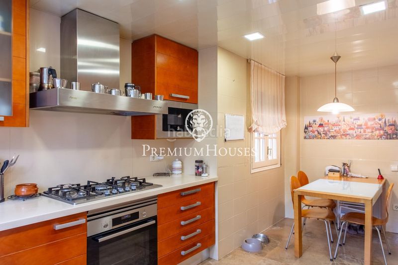 Foto 484c1dd1-43e9-4ebf-9cf5-8e9bf0737795. Casa adossada amb calefacció aparcament a Teià
