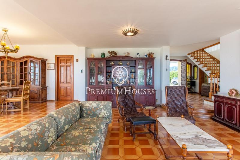 Foto 51898afd-f2c6-4204-802c-2aa30a0ba655. Casa con parcheggio piscina in Arenys de Munt