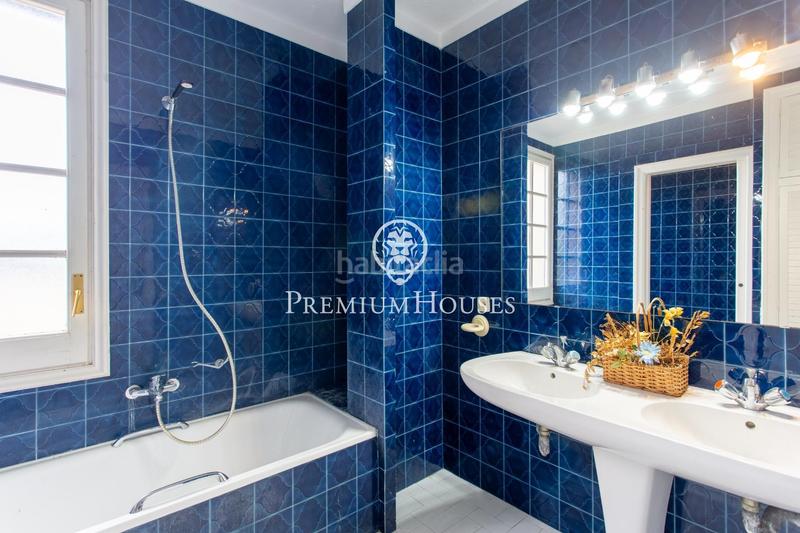 Foto b08adcb2-4cd0-48e0-a1f1-2a7b7e3ae4a4. Casa con parcheggio piscina in Arenys de Munt