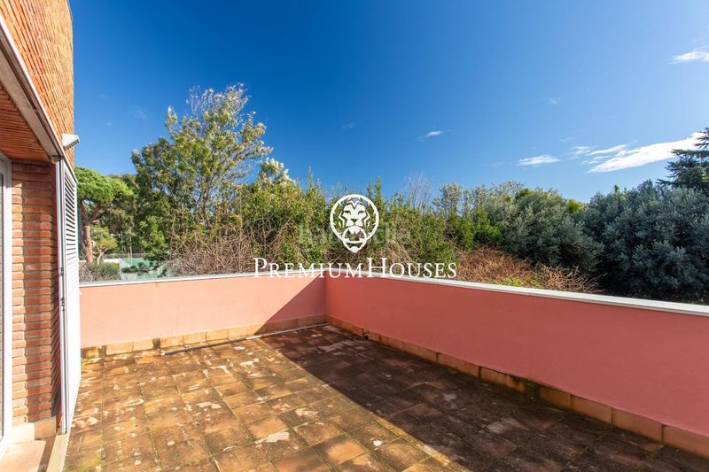 Foto 162d7301-874e-4c8f-bee4-9f09e4f51182. Casa amb calefacció aparcament piscina a Cabrera de Mar