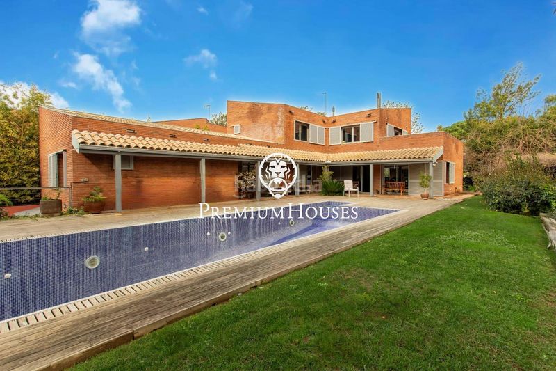 Foto 7a3d67e7-a8b0-4b5b-857b-4365f43471bc. Casa amb calefacció aparcament piscina a Cabrera de Mar