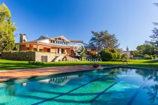 Casa a Montornès del Vallès. Casa en venta en montornès del vallès