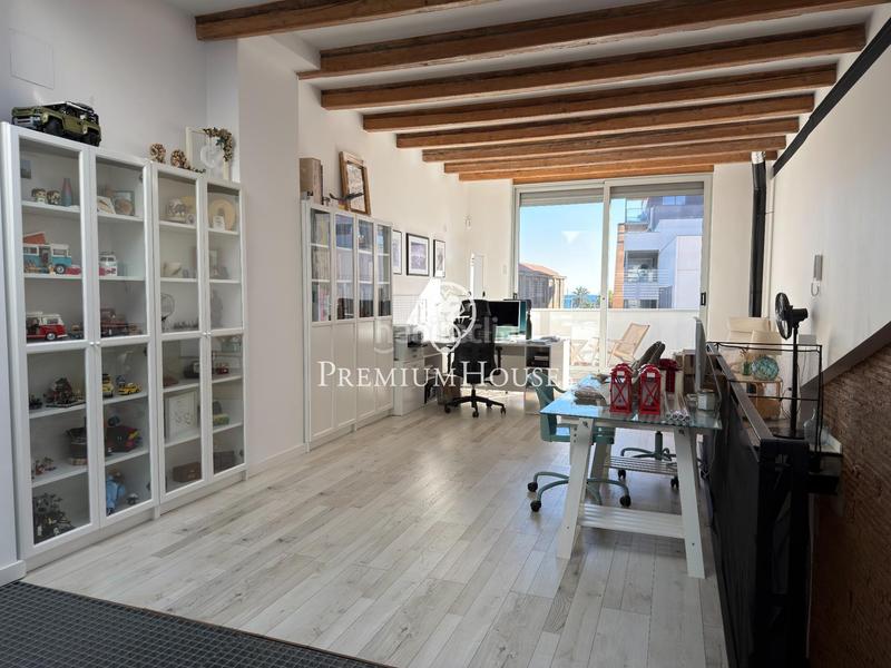 Foto 4308261b-1eb4-4e87-8a81-efd367ae8024. Haus mit parking in Centre Mataró