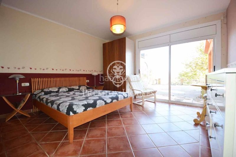 Foto dda2d6b6-e632-46bd-9006-20474d451627. Casa amb calefacció aparcament piscina a Alella