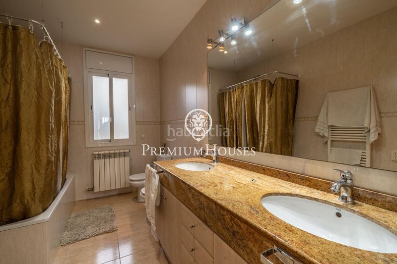 Foto 31705ccc-0e21-40e3-b618-43672ebcff35. Casa amb calefacció aparcament piscina a Canet de Mar